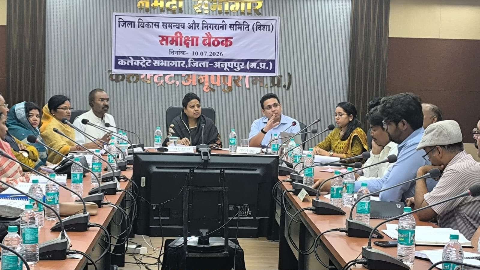 दिशा की बैठक में दो विधायकों की गैरमौजूदगी ने खड़े किये सवाल