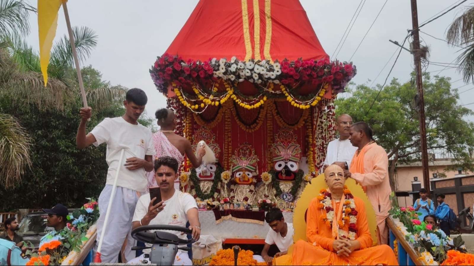 अनूपपुर में निकली भगवान जगन्नाथ, बलभद्र और सुभद्रा की पावन रथ