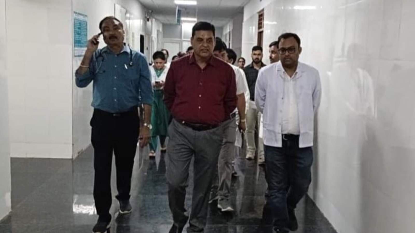 क्षेत्रीय संचालक स्वास्थ्य ने किया जिला चिकित्सालय का निरीक्षण
